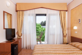 Гостиница Hotel Fabbrini, Аббадия Сан Сальватаре